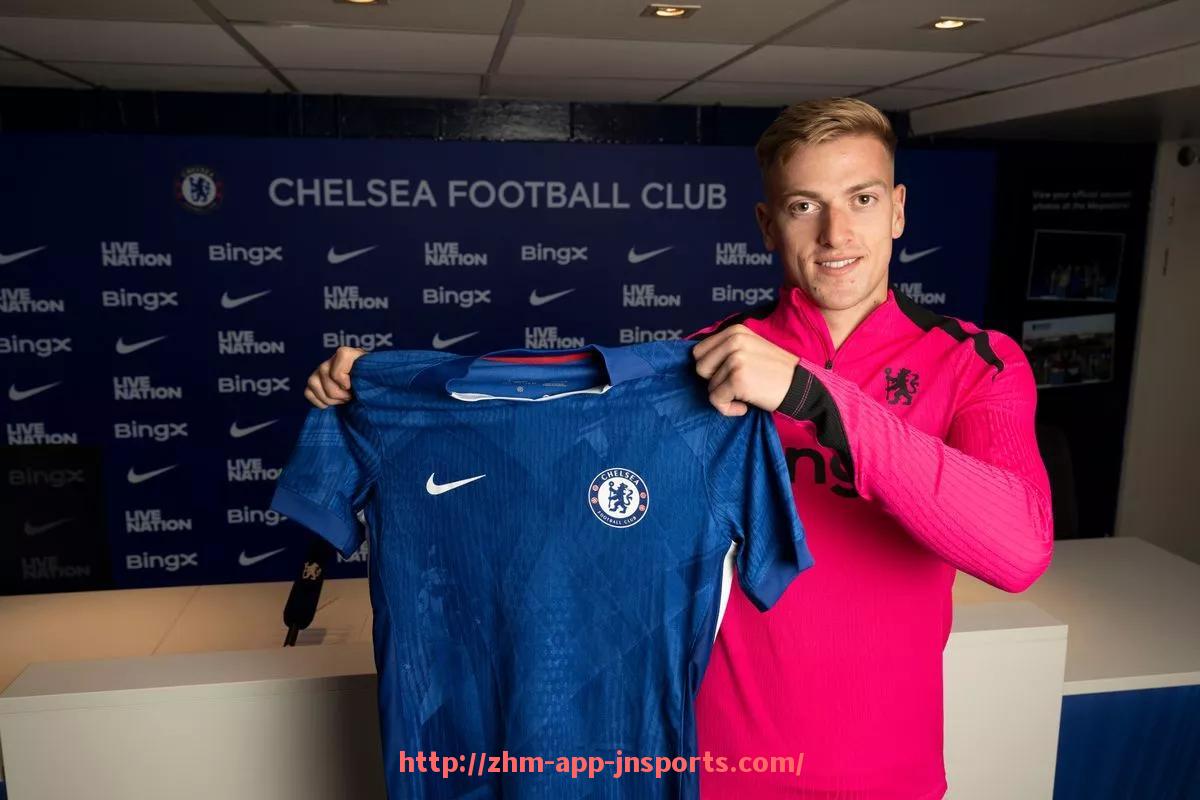 江南体育APP下载-2025年世俱杯中场数据统计全览与分析报告