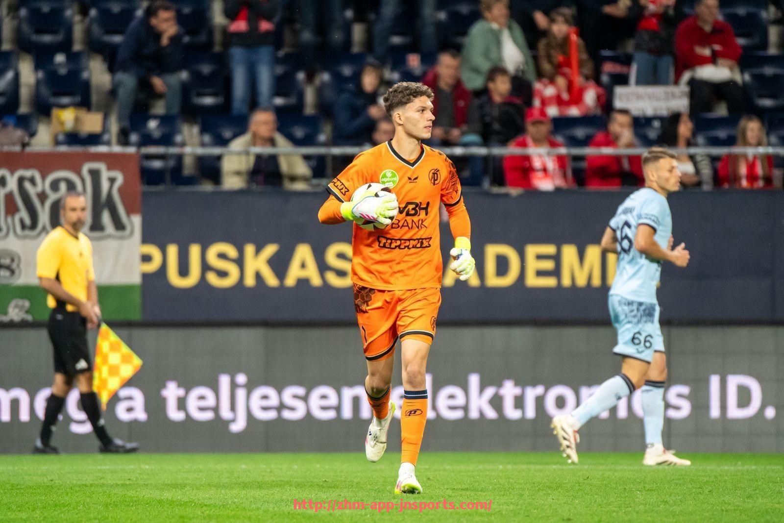 江南体育APP下载-法甲比赛总结数据报告及赛季关键变化评估