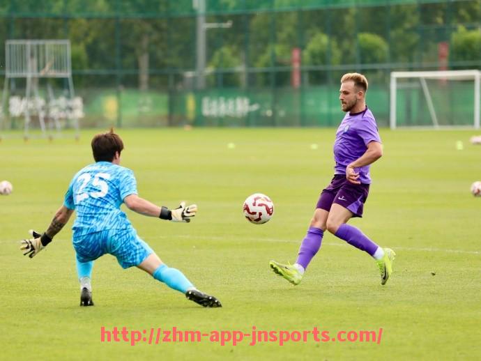 江南体育APP下载-8月24日中超联赛最新比赛回顾及数据分析