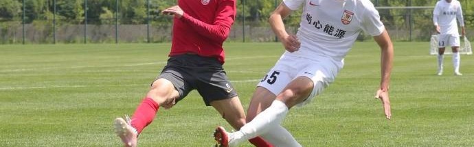 江南体育APP下载-2012年英超球衣设计及球队表现回顾